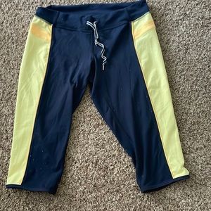 Vintage lululemon capri